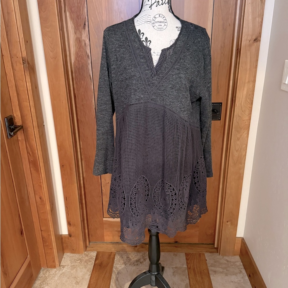 Monoreno Charcoal Gray Tunic